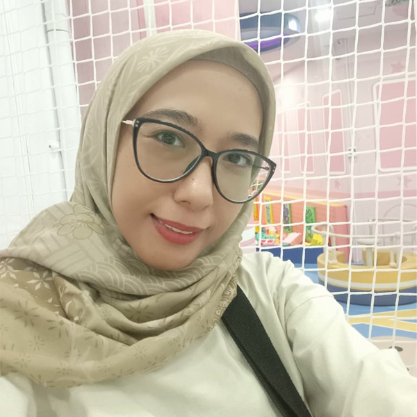 Anggun Pratiwi Azwar